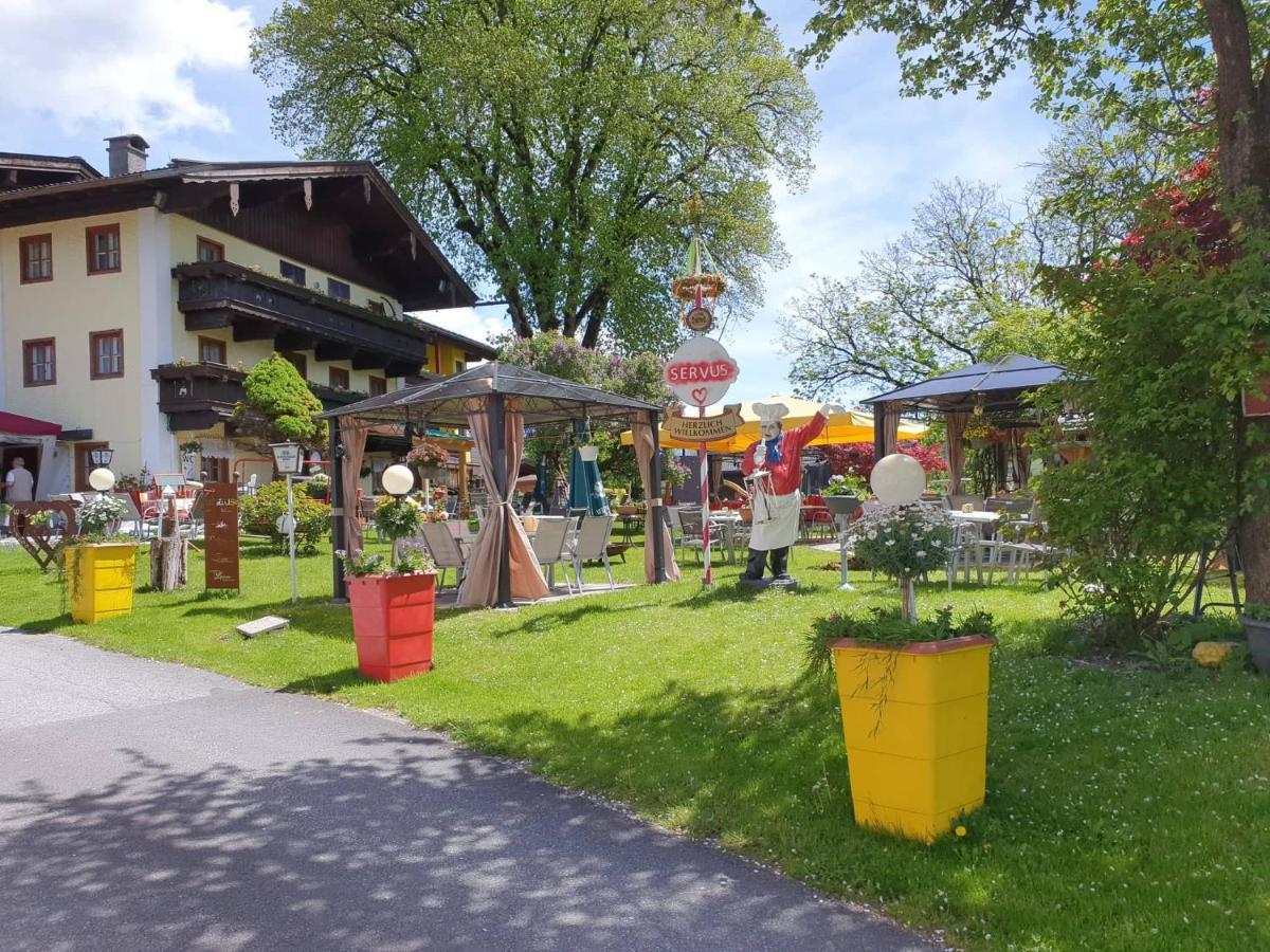 Ferienhotel Lindenhof Leogang Exteriör bild